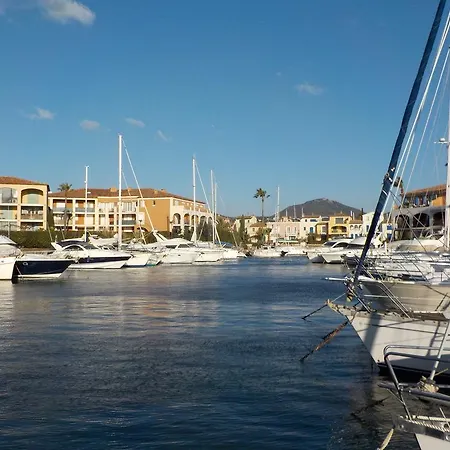 Port Cogolin With Garden View Apartment Grimaud